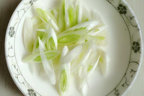 家常炒土豆丝的做法图解2