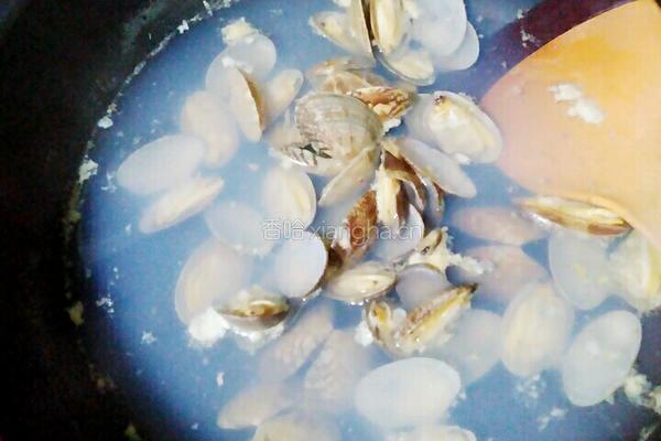 花甲西兰花蒸蛋的做法图解3