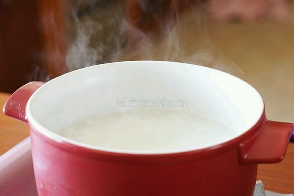 潮汕鲜虾砂锅粥的做法图解5