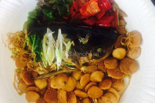 鱼头炖豆饼