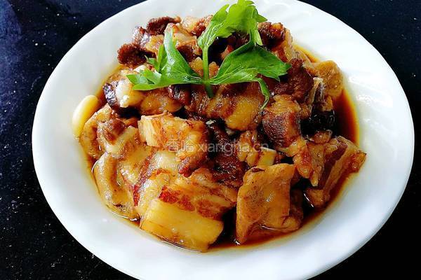 五花肉蒸油豆腐的做法图解11