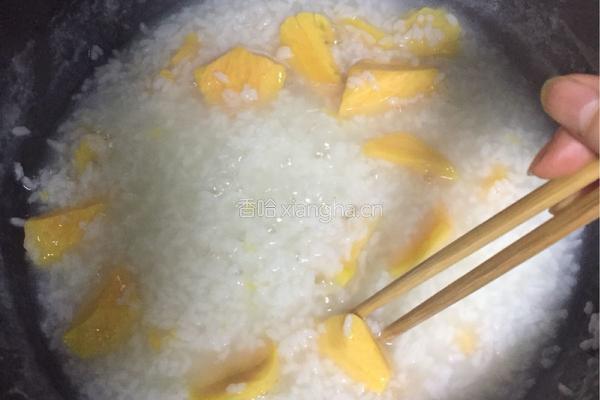 红薯白米粥的做法图解11