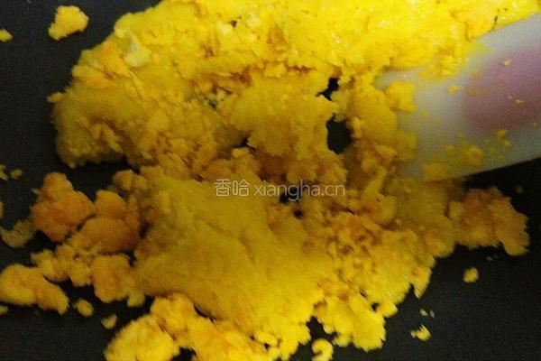 椰香奶黄馅冰皮月饼的做法图解12