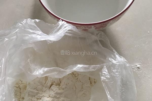 家庭面食。 思面饼的做法图解1