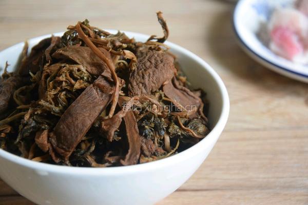 菜干煲猪肉的做法图解2