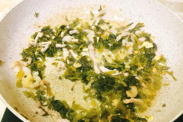 雪菜肉丝炒面的做法图解7