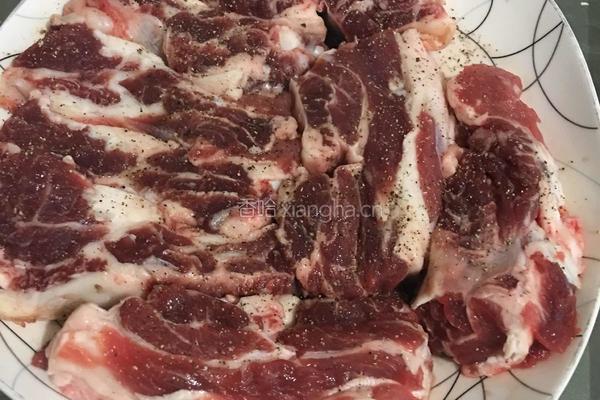 黑椒香煎牛小肋的做法图解3