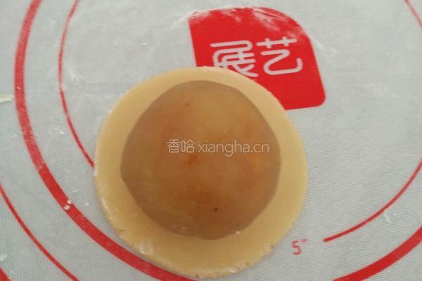 蛋黄豆沙月的做法图解1