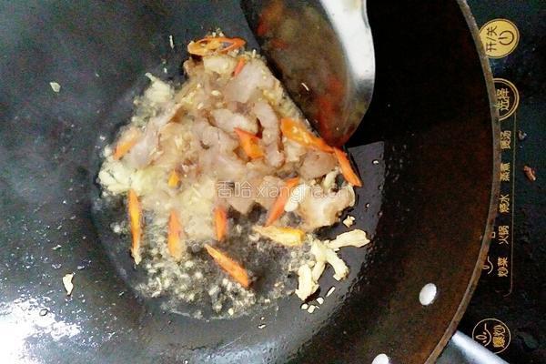 青笋炒肉片的做法图解1