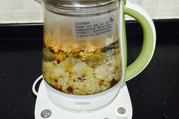 金耳银耳雪莲子桃胶羹的做法图解7