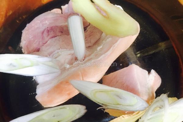 香菇酱炒五花肉的做法图解4