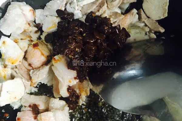 香菇酱炒五花肉的做法图解15