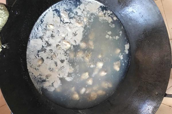 蒜蓉生蚝的做法图解1