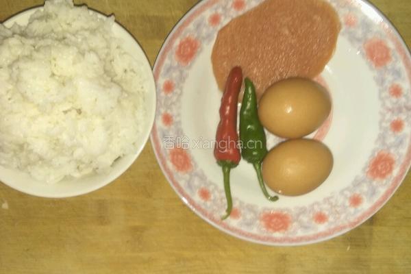 青椒蛋炒饭的做法图解2