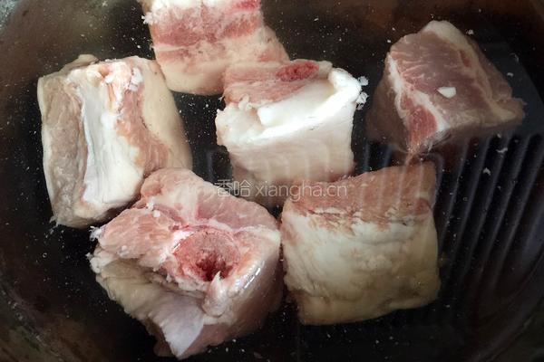 排骨炖豆角的做法图解4