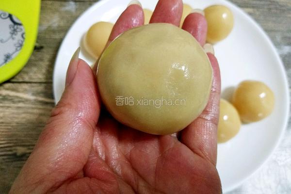 广式月饼（50克莲蓉蛋黄馅）的做法图解22