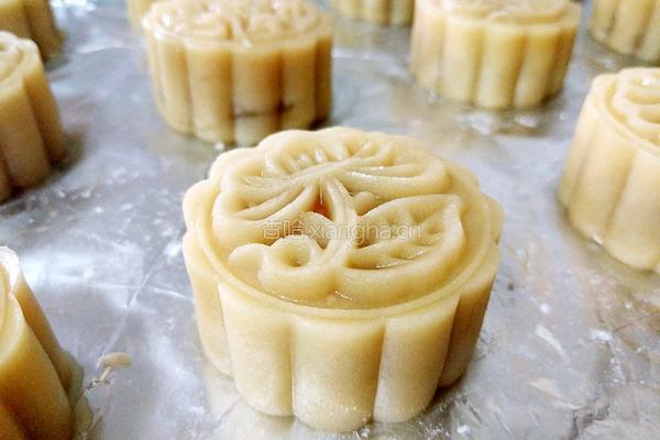 广式月饼（50克莲蓉蛋黄馅）的做法图解26