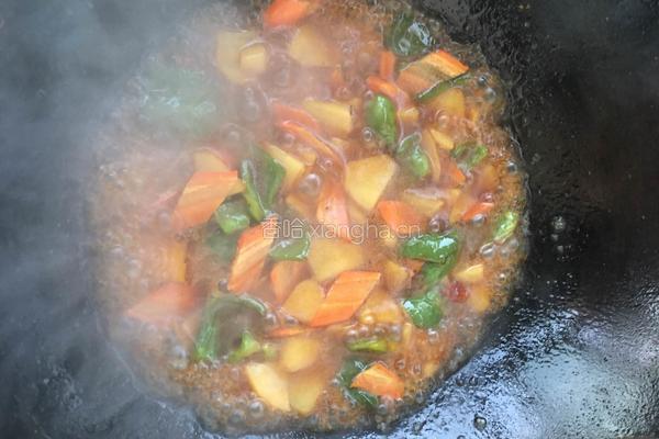 土豆烧排骨（素食）的做法图解6