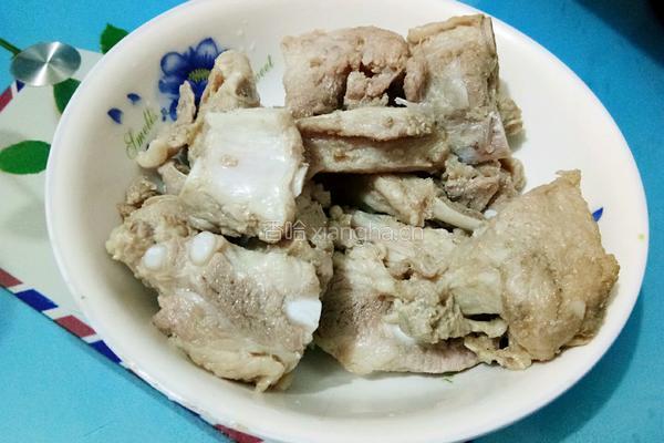 豆角炖排骨的做法图解2