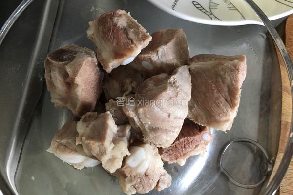 排骨炖豆角的做法图解2