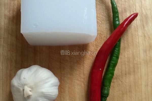 蒜泥拌凉粉的做法图解1
