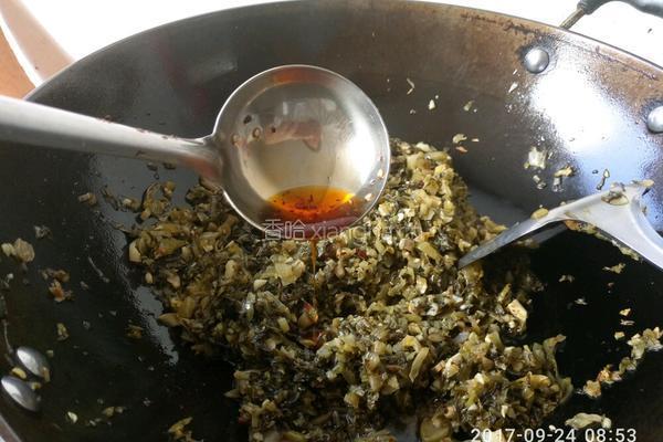 清炒泡菜的做法图解8