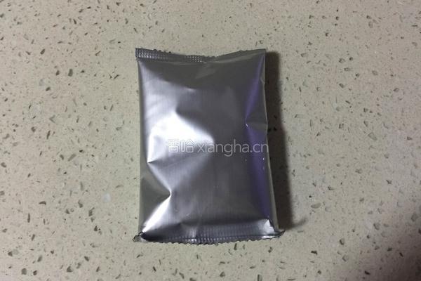 草莓布丁的做法图解1