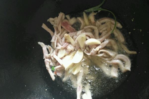 肉丝香干炒西芹的做法图解5