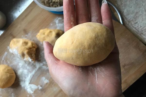 小刺猬、小兔子南瓜核桃芝麻馒头的做法图解10