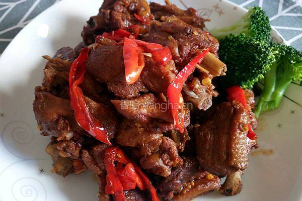 麻辣鸭