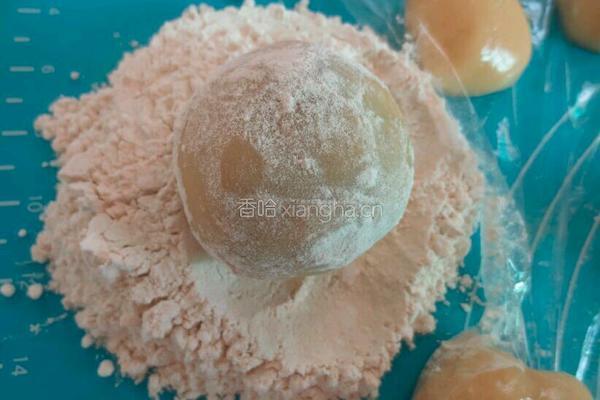 广式伍仁月饼的做法图解12