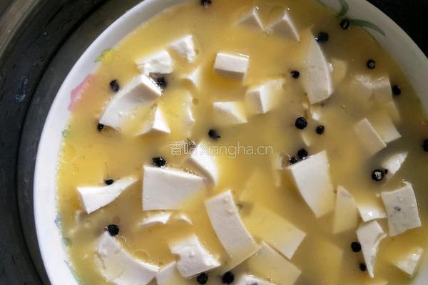 黑枸杞鸡蛋蒸豆腐的做法图解6