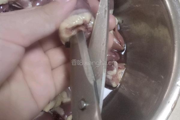 麻椒干煸鸡心的做法图解1