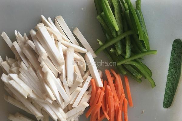干煸杏鲍菇的做法图解4