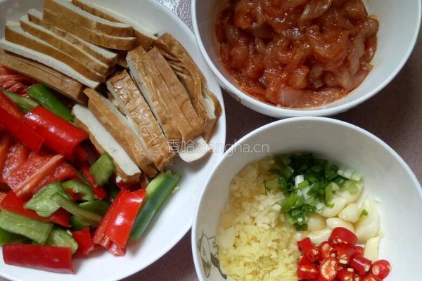 香干炒肉的做法图解2