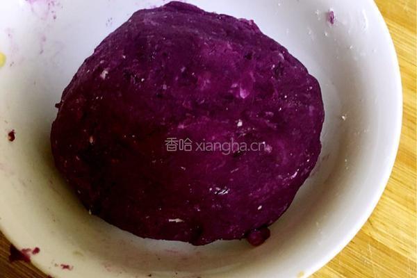 紫薯红豆馅月饼的做法图解2