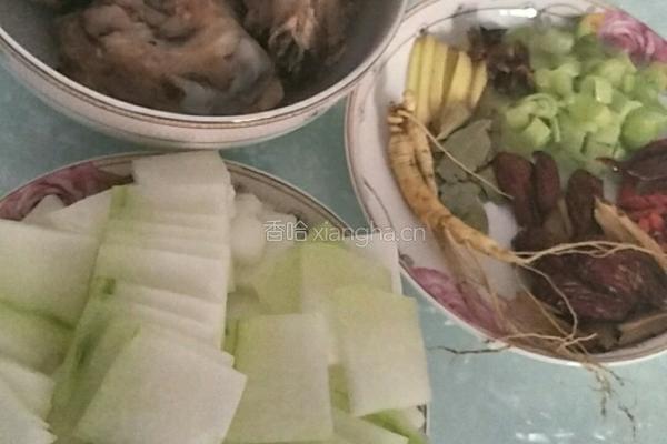 人参大补骨头汤(偏油腻点)的做法图解1