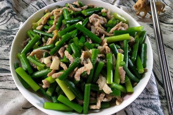 蒜薹炒肉丝的做法图解11