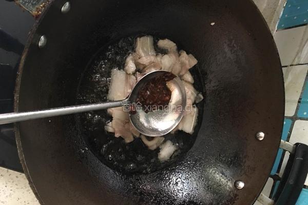 白菜猪肉炖粉条的做法图解6