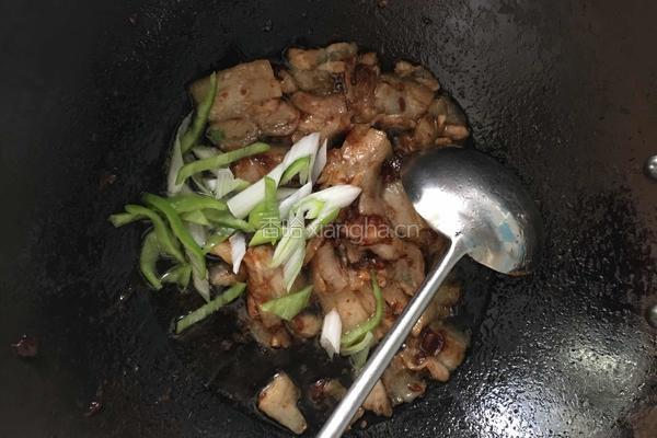 白菜猪肉炖粉条的做法图解7