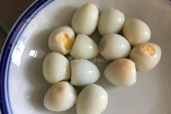 西红柿鹌鹑蛋面的做法图解2