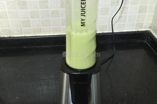 牛油果益力多果汁的做法图解7