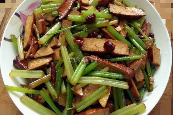 芹菜炒酱干的做法图解10