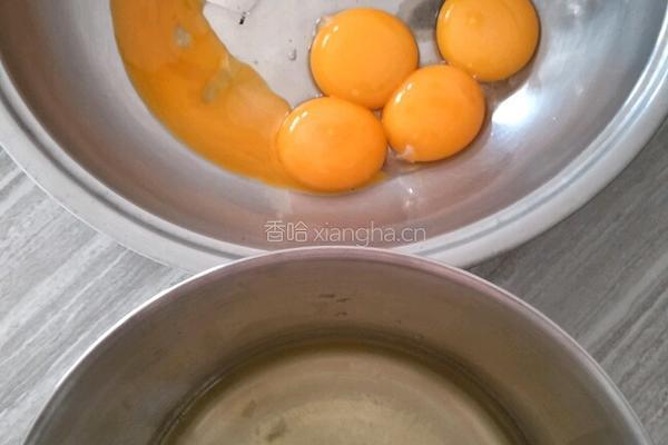 香蕉蛋糕的做法图解1