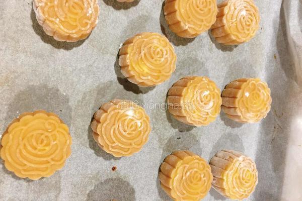 奶黄流心月饼的做法图解19