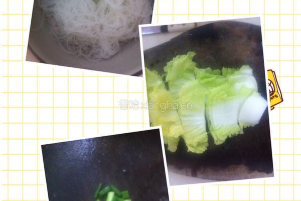 豆腐圆子白菜汤的做法图解1