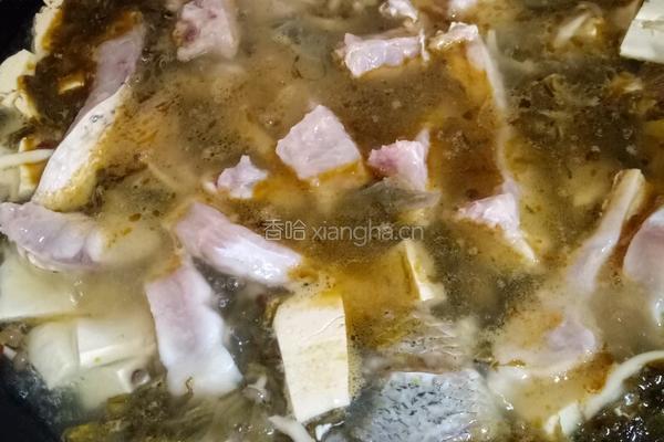 酸菜豆腐蟹味鱼的做法图解5