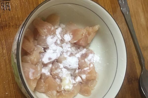 黄豆酱豆角炒肉的做法图解2