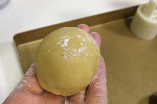 蔓越莓椰蓉月饼的做法图解20