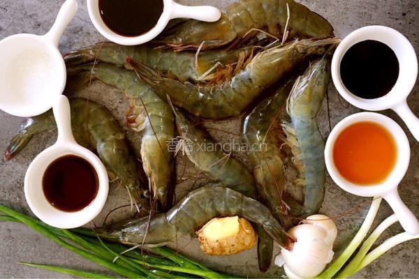 油焖大虾的做法图解1